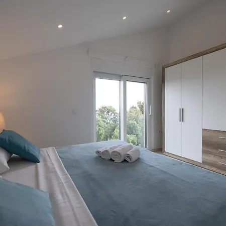 Penthouse Sky With Private Jacuzzi On