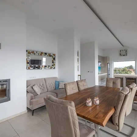 公寓 Penthouse Sky With Private Jacuzzi On 比比涅