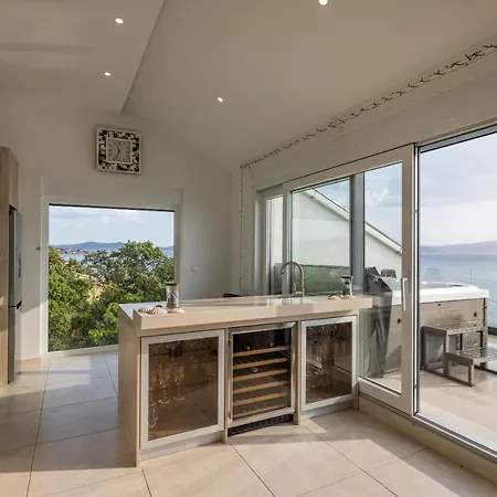 Penthouse Sky With Private Jacuzzi On 比比涅