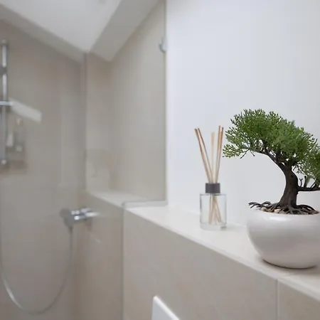 Penthouse Sky With Private Jacuzzi On 比比涅
