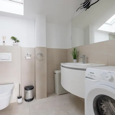 Penthouse Sky With Private Jacuzzi On Апартаменты *